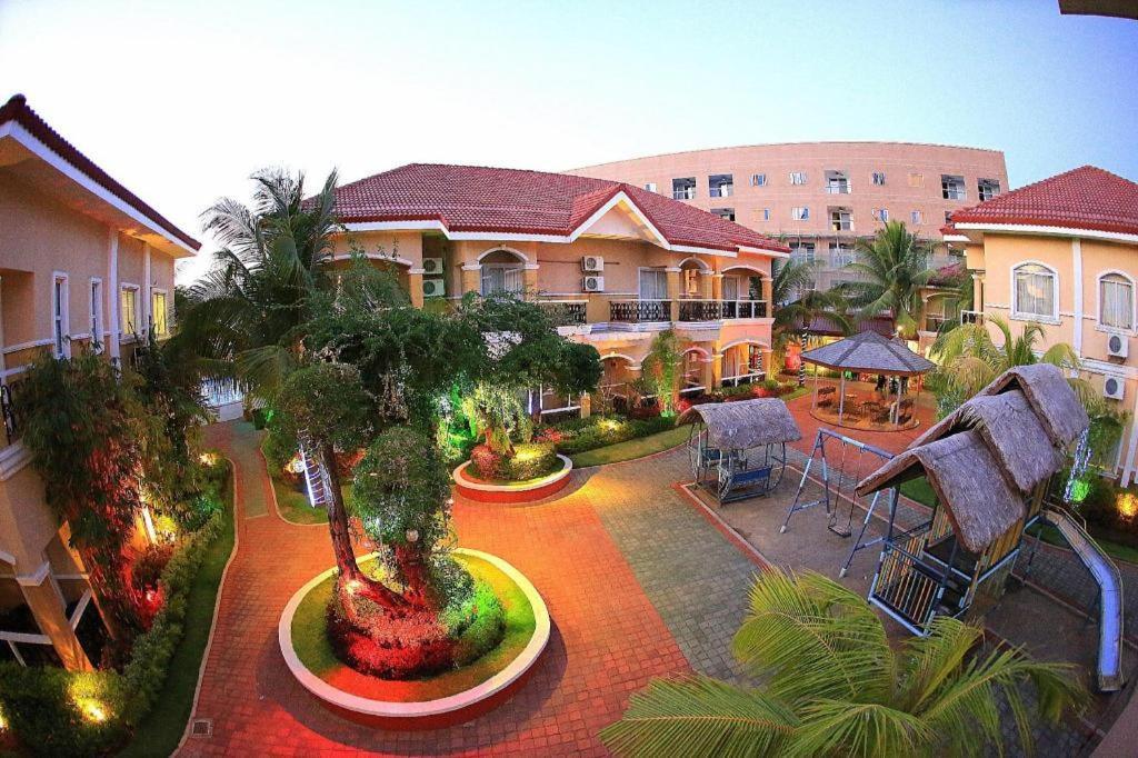 Moonbay Marina The Villas Olongapo Extérieur photo