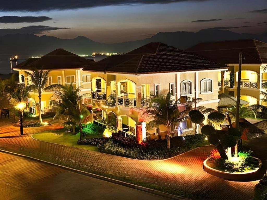 Moonbay Marina The Villas Olongapo Extérieur photo