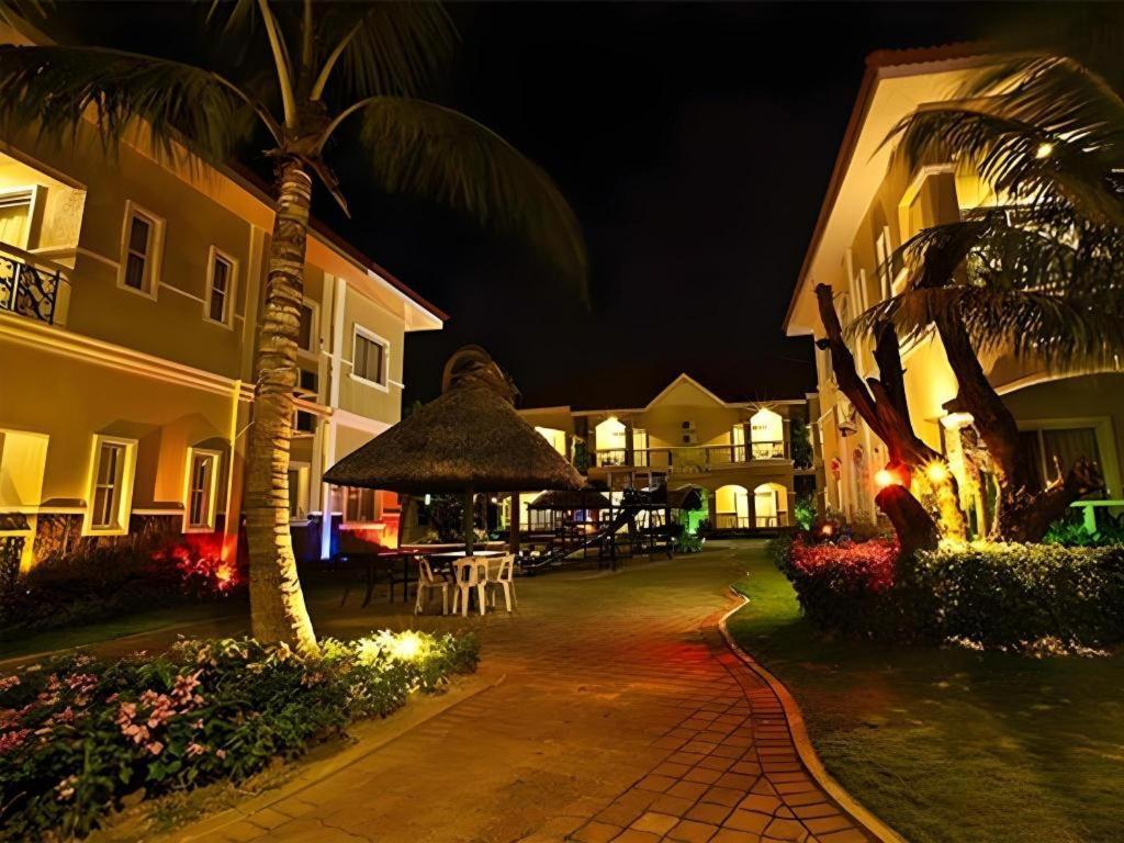 Moonbay Marina The Villas Olongapo Extérieur photo