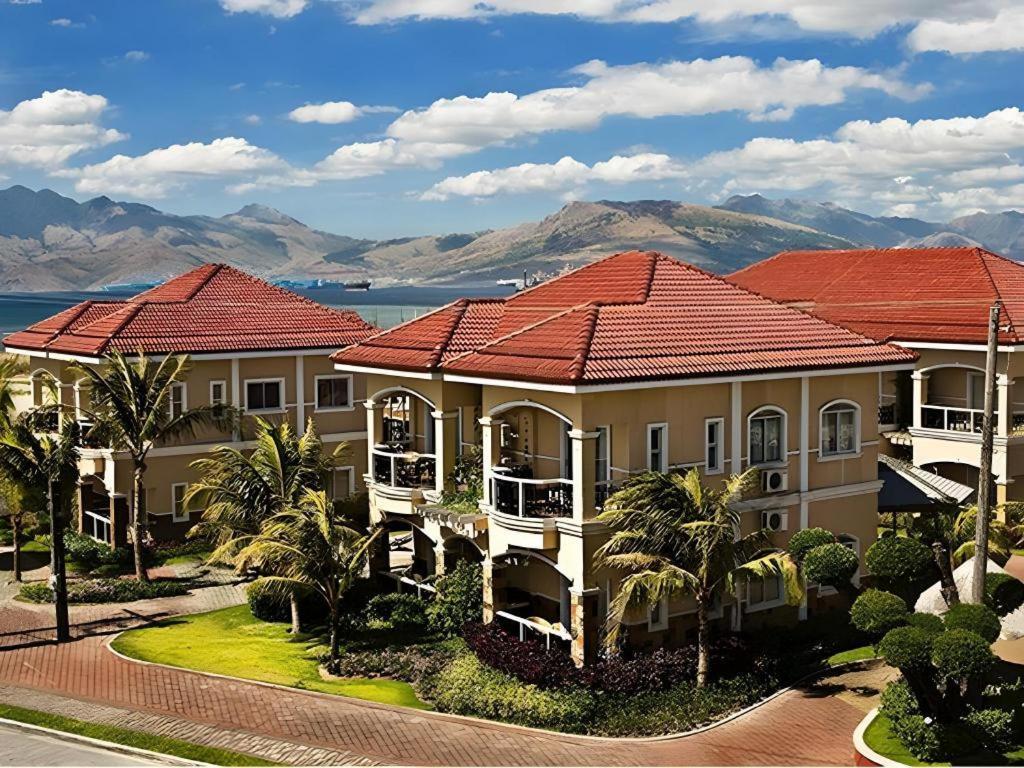 Moonbay Marina The Villas Olongapo Extérieur photo